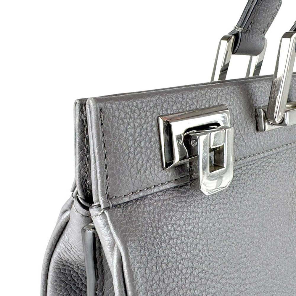 GUCCI Gray Leather Shoulder Bag - Picture 6 of 14